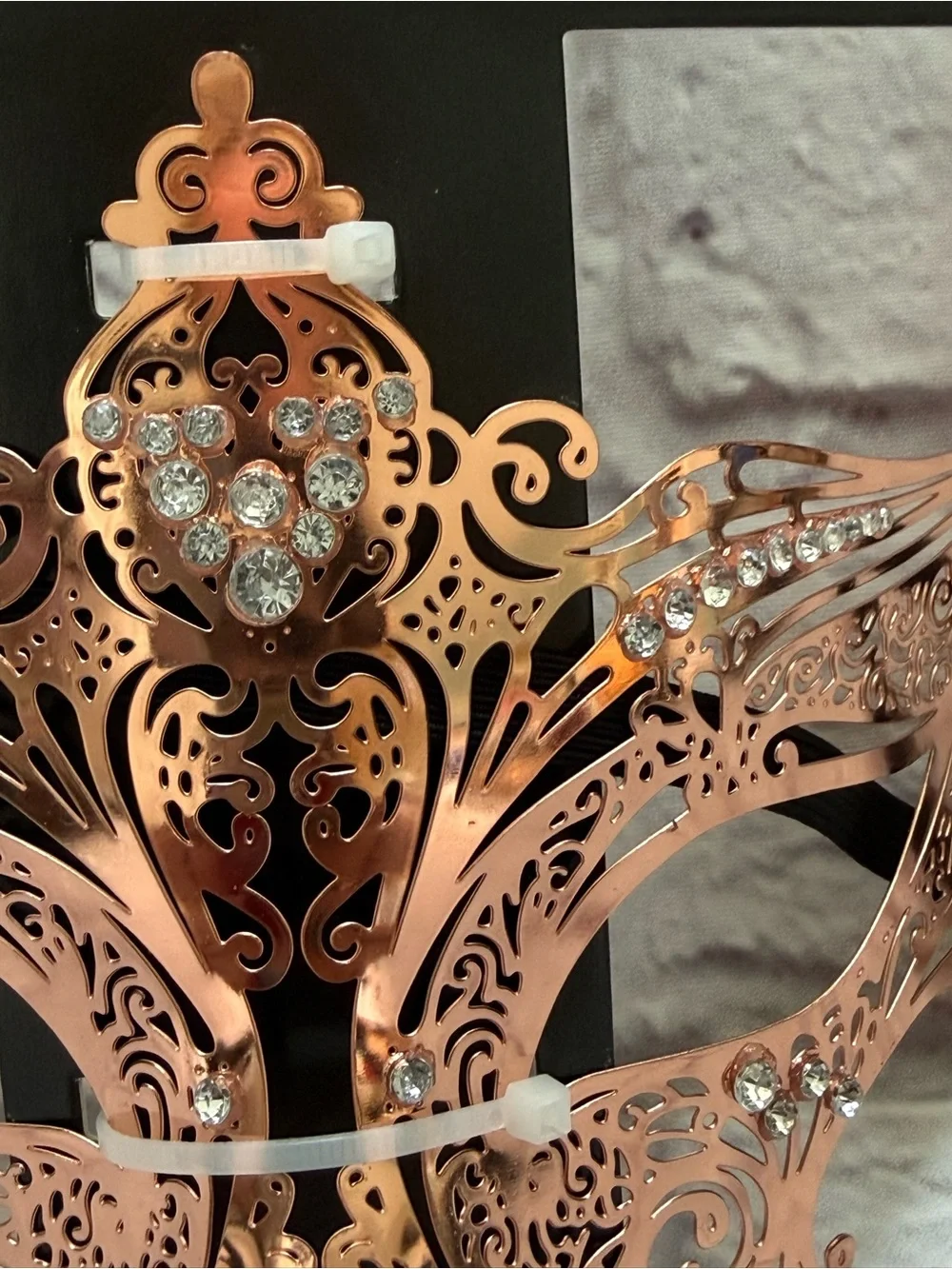 N/A elegant metal
